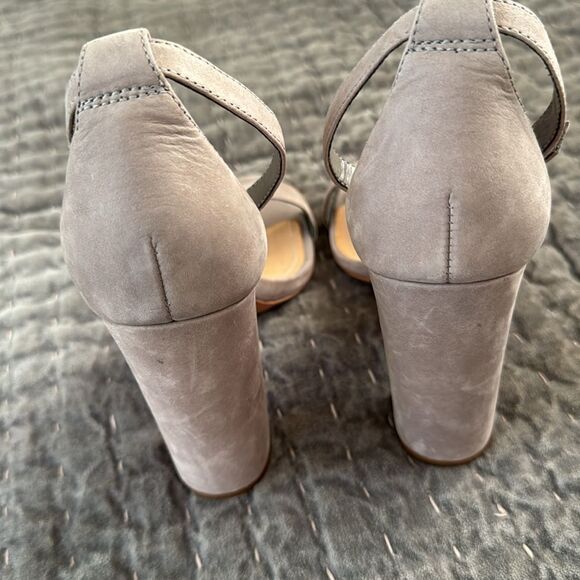 New! Schultz Enida Sandals Heels in Mouse Size 8 - Picture 6 of 9